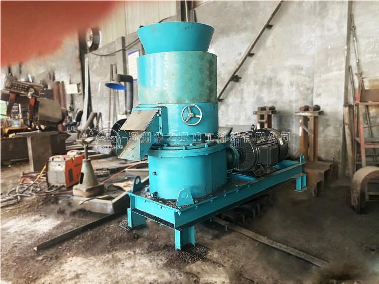 新平模擠壓造粒機.jpg